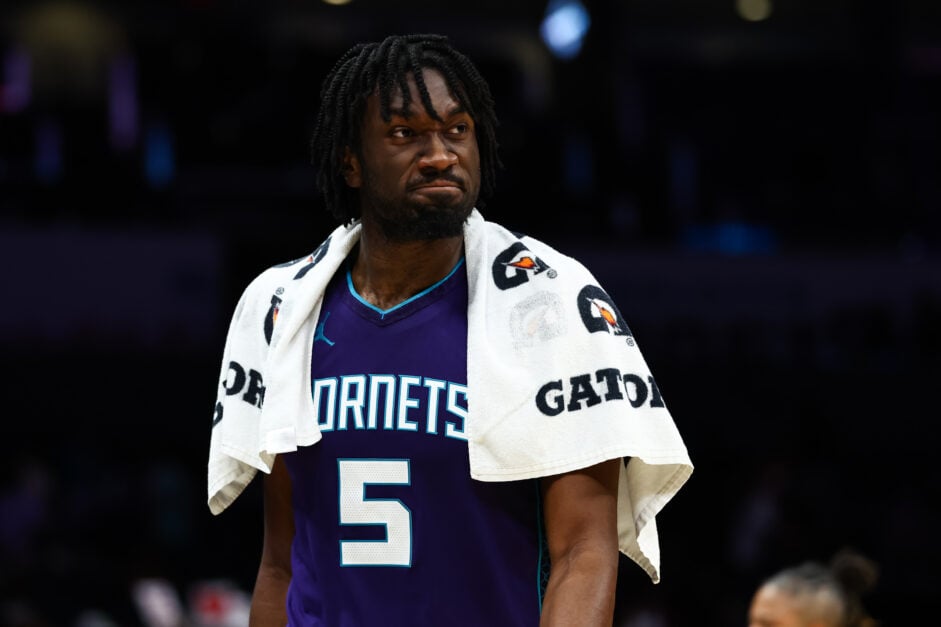 Charlotte Hornets center Mark Williams watches as his team plays the Chicago Bulls