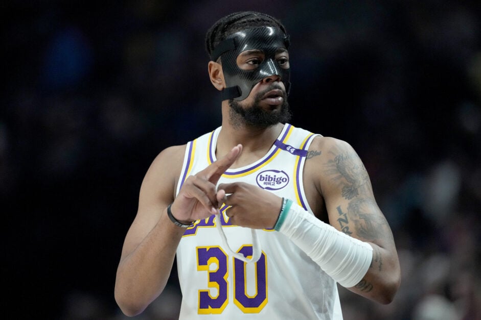 Jordan Goodwin wearing mask, playing for LA Lakers