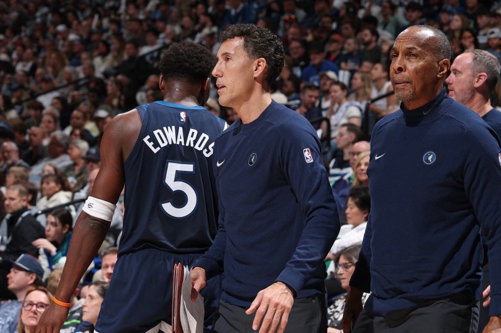 The Knicks have received permission to talk to Timberwolves assistant Pablo Prigioni.