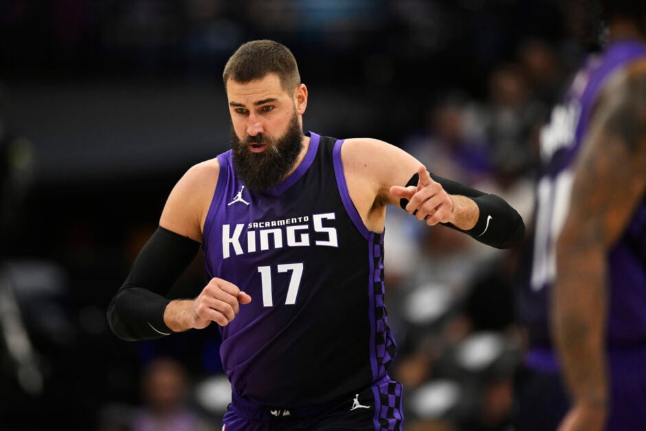 Jonas Valančiūnas #17 of the Sacramento Kings celebrates his basket against the Los Angeles Clippers in the first quarter at Golden 1 Center.