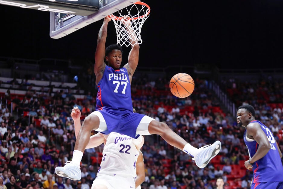 VJ Edgecombe scores a dunk for Philadelphia 76ers at Summer League