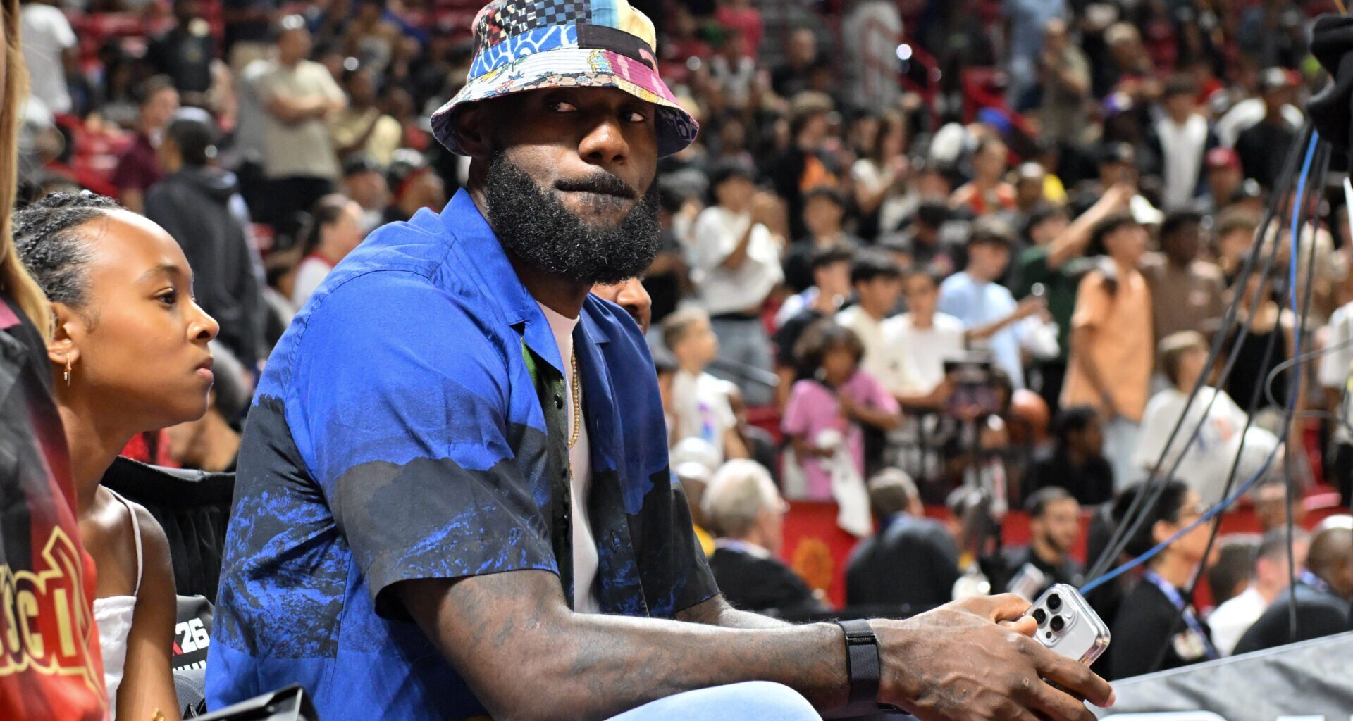 LeBron James could reunite with another former teammate, but New York Knicks could hijack deal