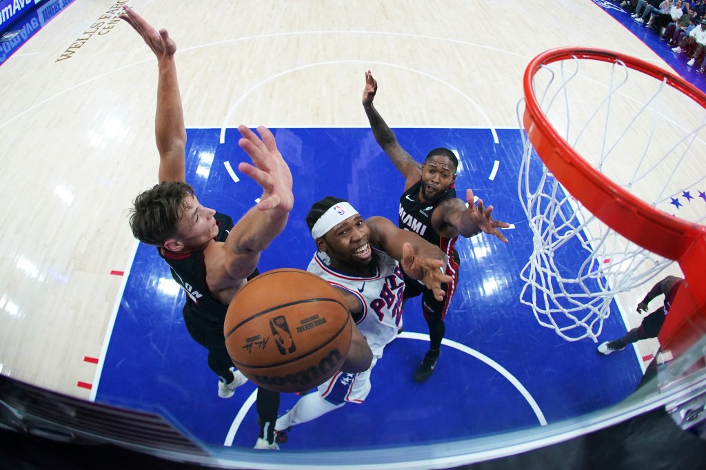 Analysis of Miami Heat's rout of Philadelphia 76ers
