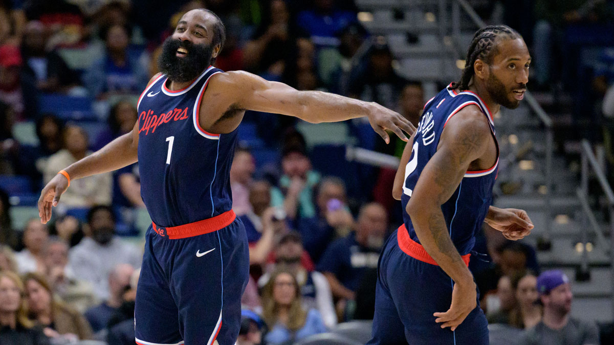 Los Angeles Clippers forward Kawhi Leonard (2) and Los Angeles Clippers guard James Harden (1) react during the second half against the New Orleans Pelicans at Smoothie King Center.