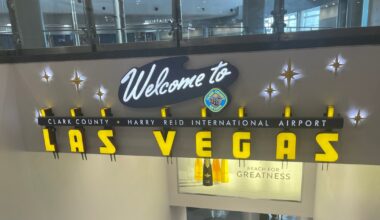 Atlanta Dream guard Allisha Gray (15) looks to drive past Washington Mystics guard Brittney Sykes (20) during the first quarter at CareFirst Arena. Mandatory Credit: Rafael Suanes-Imagn Images