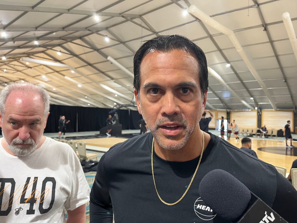 Heat's Erik Spoelstra with strong opinions at summer league