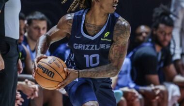 Javon Small with Grizzlies