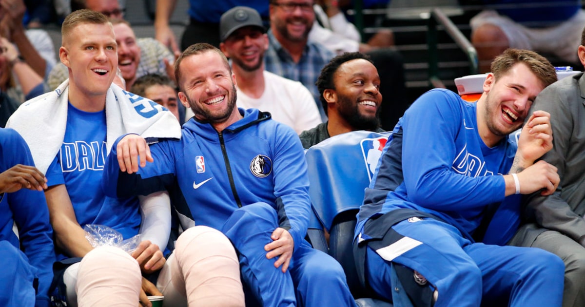Ex-Mavs guard J.J. Barea joining Denver Nuggets as assistant coach, report says