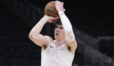 Jake LaRavia Reacts To Signing With Lakers In Free Agency