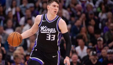 Lakers To Sign Jake LaRavia