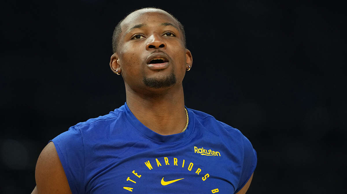 Golden State Warriors forward Jonathan Kuminga (00) before the game against the Dallas Mavericks at Chase Center.