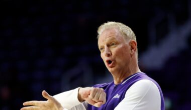 K-State extends women’s basketball coach through 2030