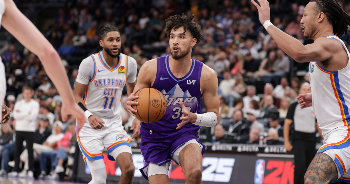 Feb 8, 2025; Lexington, Kentucky, USA; Kentucky Wildcats guard Jaxson Robinson (2) claps during the first half against the South Carolina Gamecocks at Rupp Arena at Central Bank Center. Mandatory Credit: Jordan Prather-Imagn Images