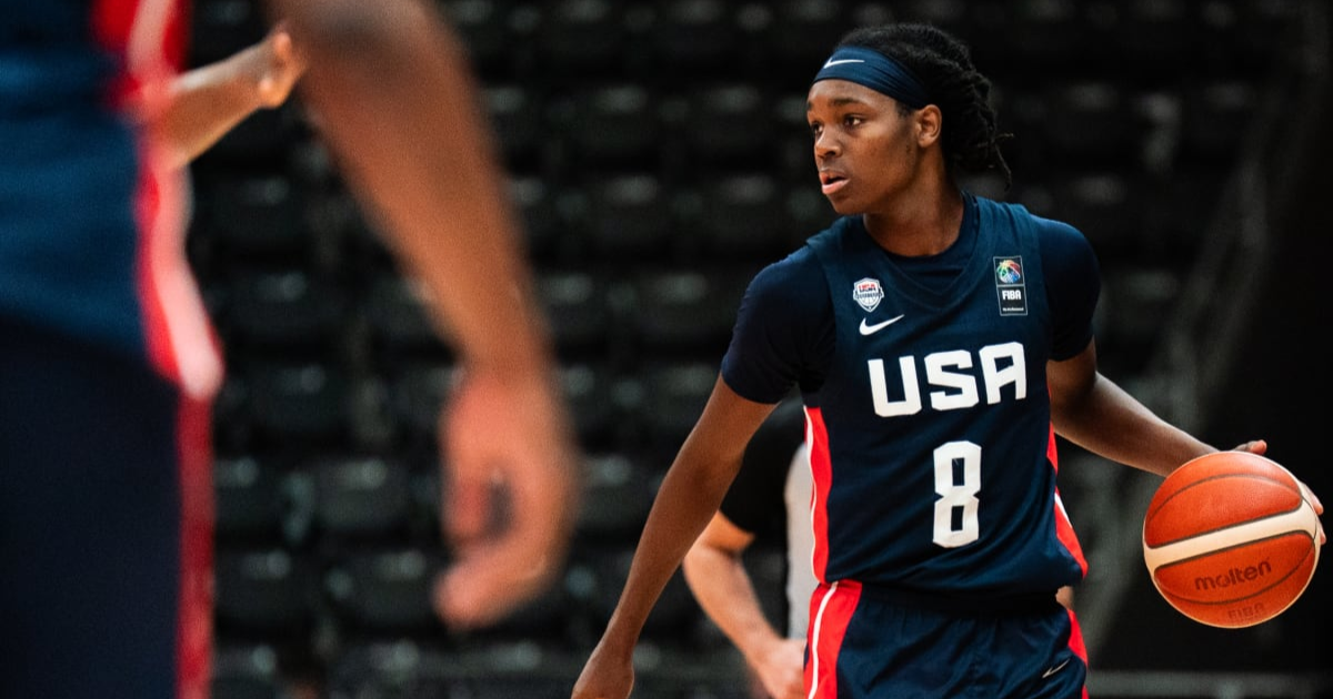 Jesser with Jason Hart (Photo via Jesser on YouTube)