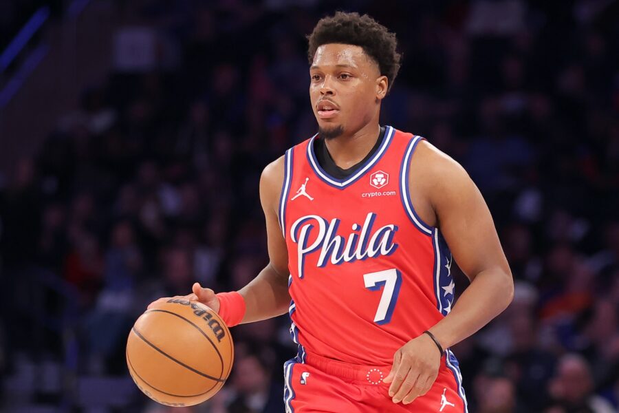 Kyle Lowry Remains With Sixers On One-Year Deal