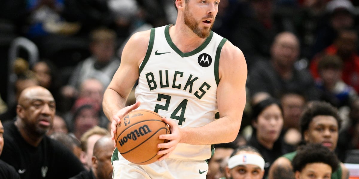 Hornets acquire Connaughton, 2 second-round picks from Bucks for Micic, AP source says