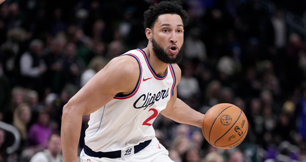 Suns Looking To Add Veteran Ballhandler, Had Discussions With Ben Simmons
