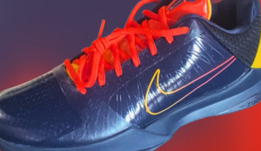 Caitlin Clark gives her shoes to University of Iowa basketball teams