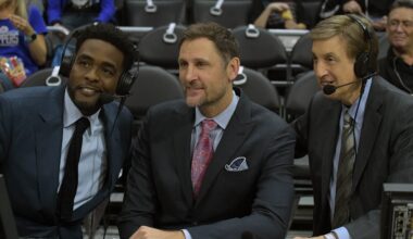Amazon sets NBA roster, adds Brent Barry, Hornets' Collins and Curry