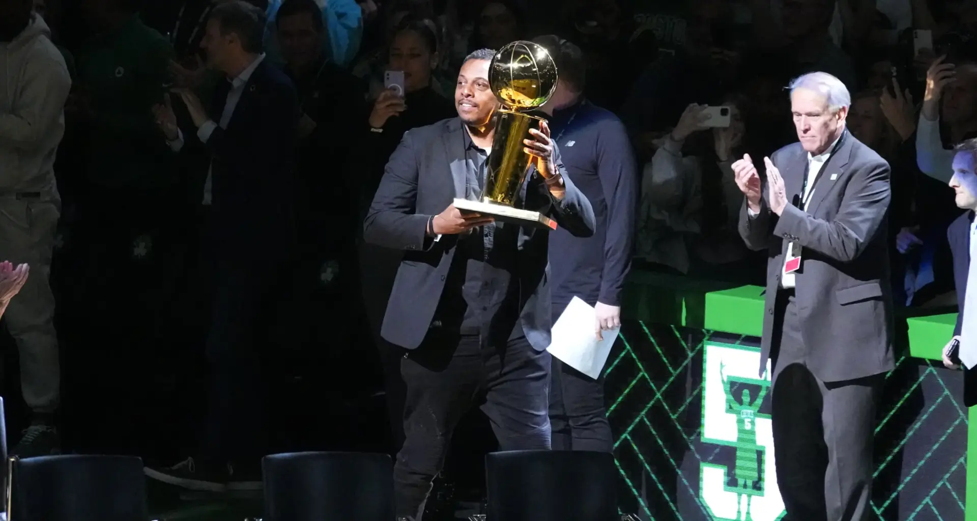 Paul Pierce and Kevin Garnett challenge Celtics' trade strategy, fear loss of potential dynasty