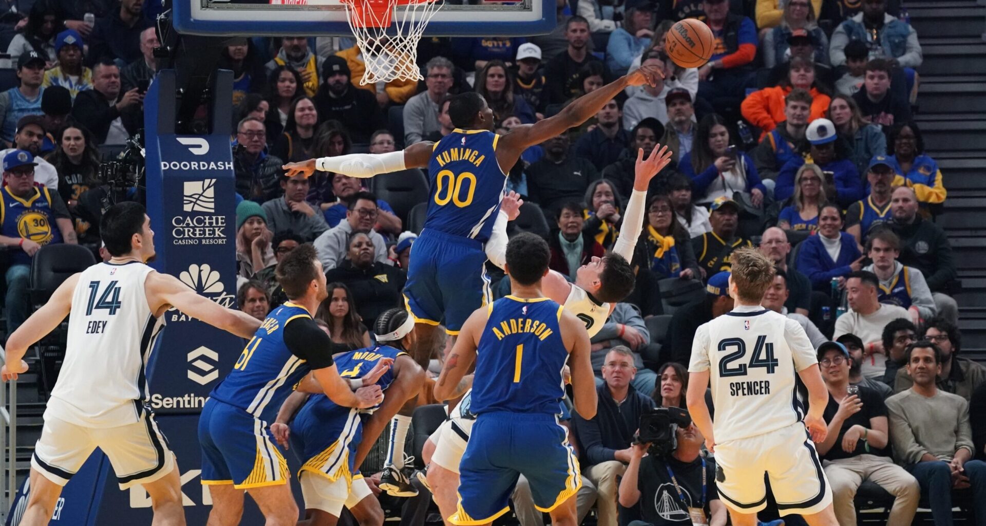 76ers Star Claims Warriors Have Key Piece In Place for Next Season