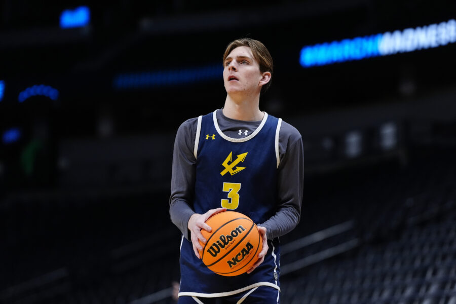 Hayden Gray Signs Exhibit 10 Contract With Celtics