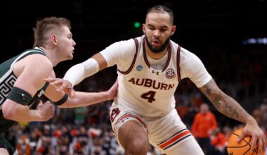 Instant observations: VJ Edgecombe misses Sixers' second Summer League game with day-to-day thumb injury