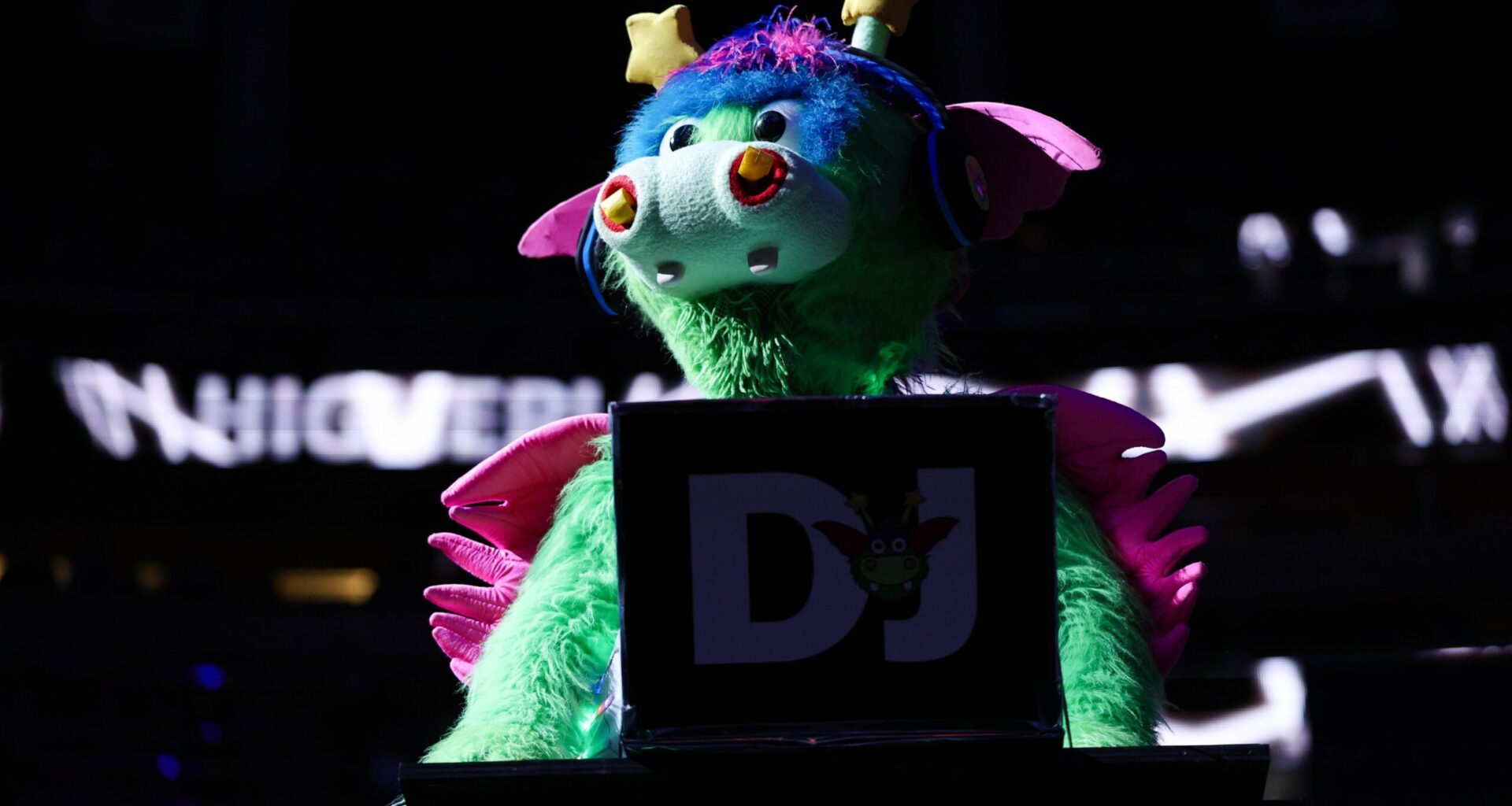 Orlando Magic Re-Sign Fan-Favorite Center On 1-Year Contract