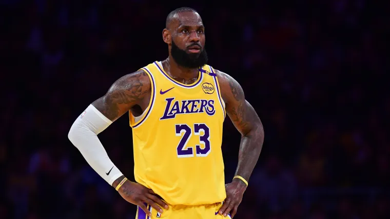 Knicks urged not to trade $224 million star in potential LeBron James deal image