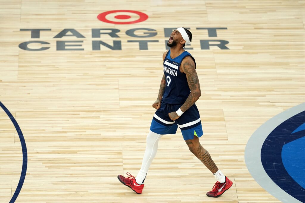 The Hawks signed Nickeil Alexander-Walker.