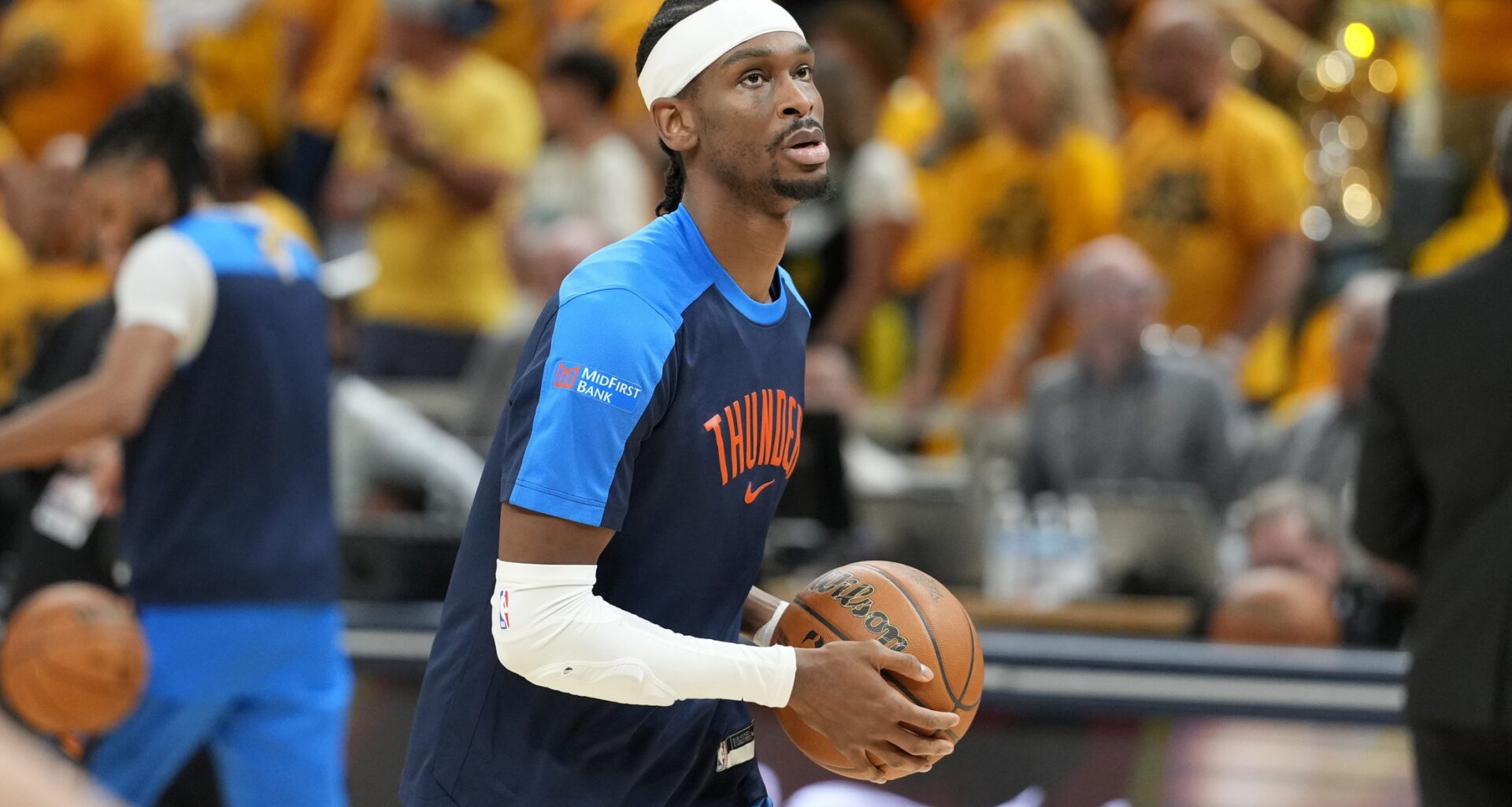 OKC Thunder Lock In Shai Gilgeous-Alexander With Record-Breaking Contract Extension, Hand a $285M Supermax Gamble