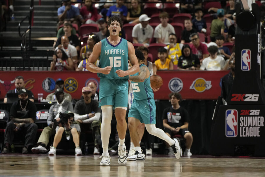 Grizzlies Sign PJ Hall To Two-Way Contract, Waive Zyon Pullin