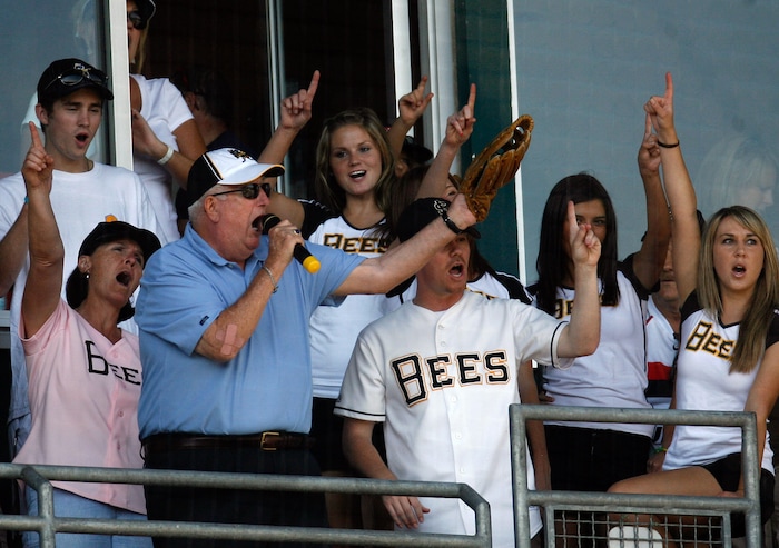 (Scott Sommerdorf | Salt Lake Tribune) Former Utah Jazz coach Frank Layden sings "Take Me Out To The Ballgame" during the seventh inning stretch of a Salt Lake Bees game, Sept. 7, 2009.
