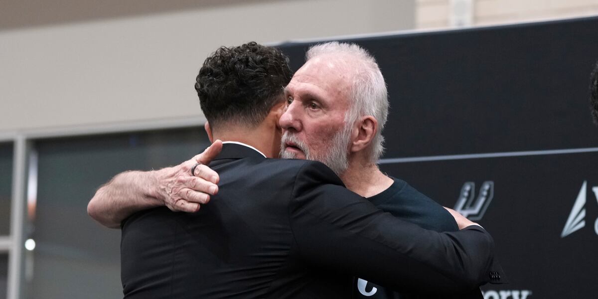 Gregg Popovich shifts to role as 'El Jefe,' says it's time for a new coach of the San Antonio Spurs
