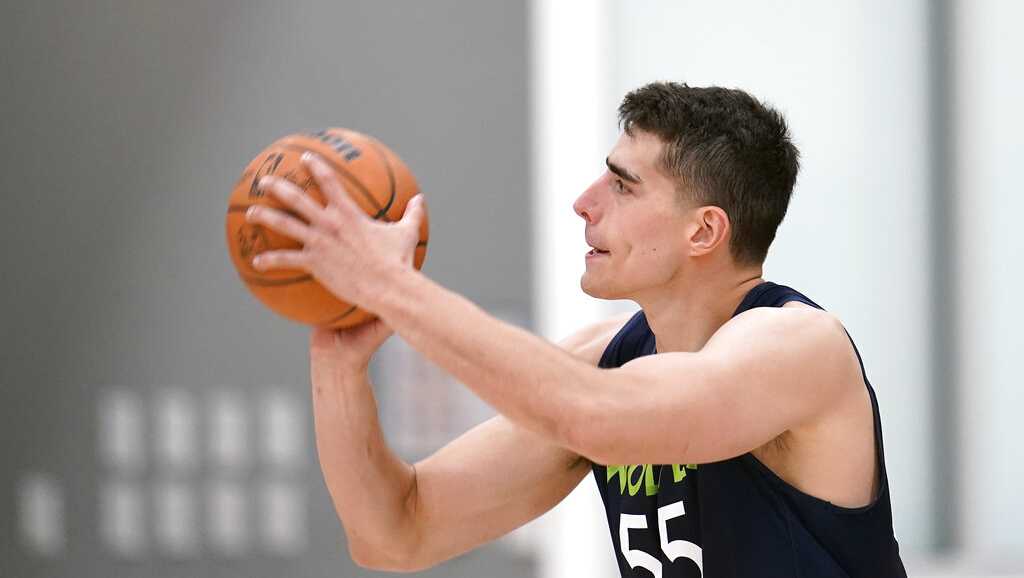 Luka Garza signs 2-year deal with Boston Celtics