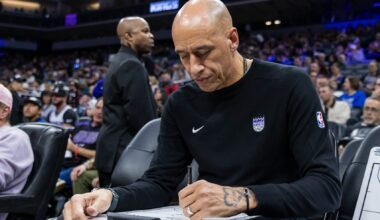 Kings' interim coach Doug Christie gets 1st win after taking over for Mike Brown