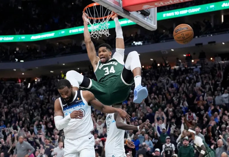 NBA: Minnesota Timberwolves at Milwaukee Bucks