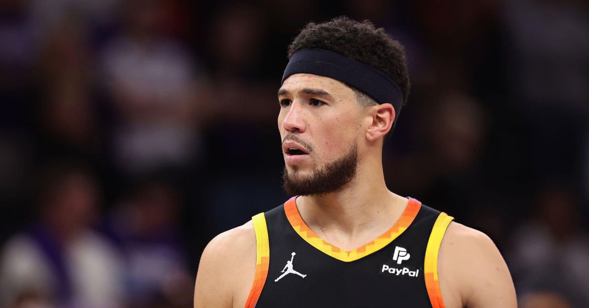 Devin Booker back at shooting guard?