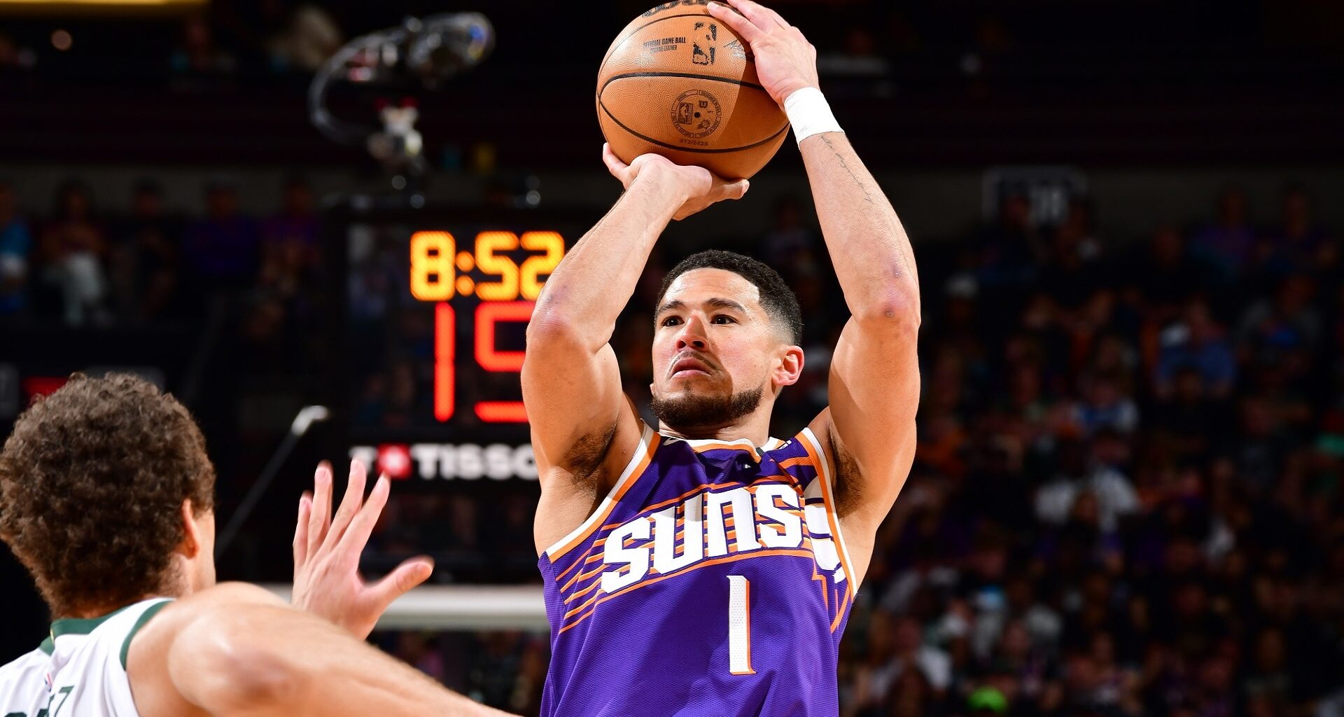 Kevin Durant traded to Rockets as part of historic 7-team deal