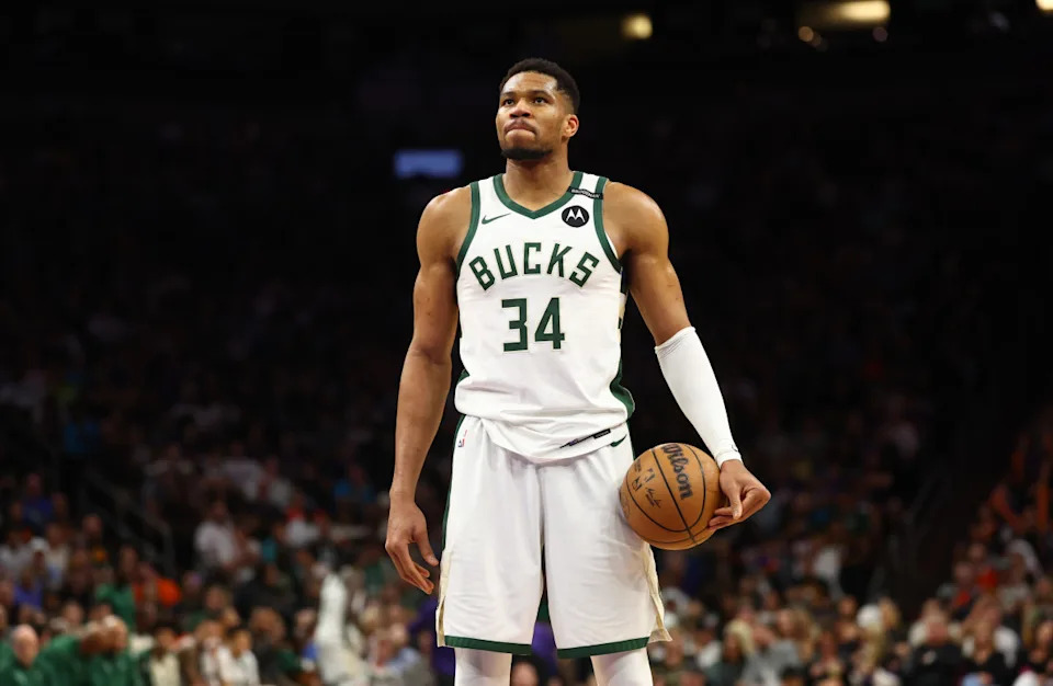 Milwaukee Bucks forward Giannis AntetokounmpoMark J. Rebilas-Imagn Images