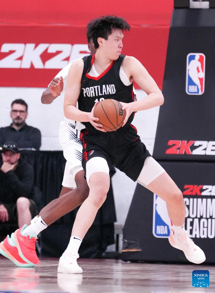 Yang sets personal high with 15 points as Trail Blazers win in Summer League-Xinhua