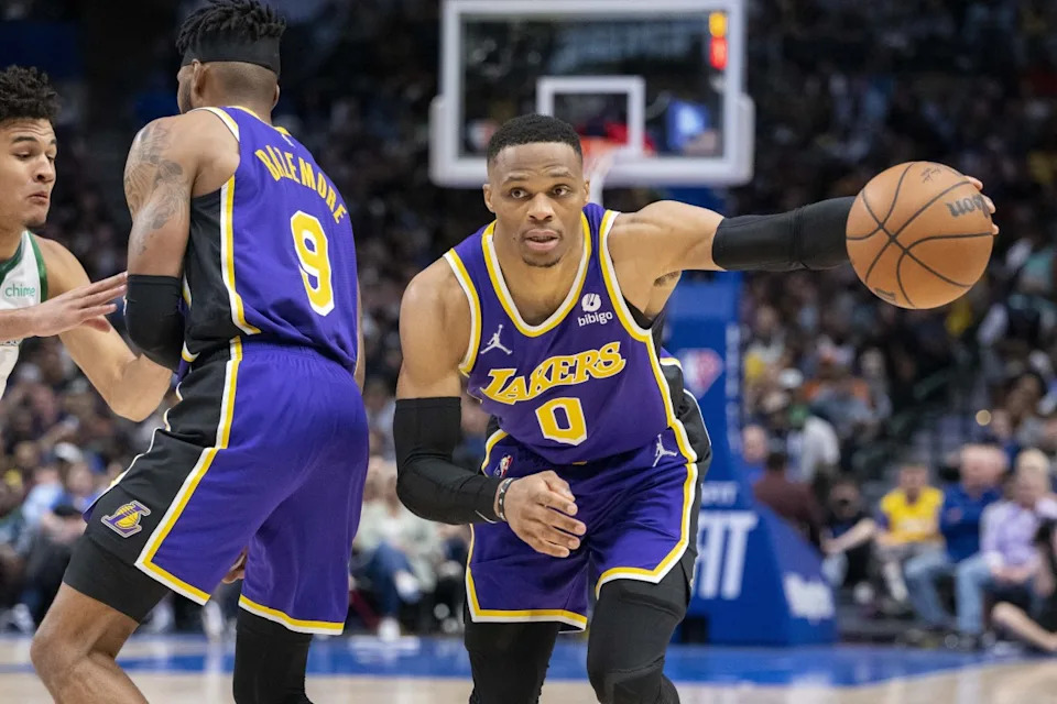 Russell Westbrook dribbles the ballJerome Miron-USA TODAY Sports