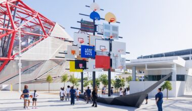 $11m worth of public art at the LA Clippers' new arena - The Art Newspaper