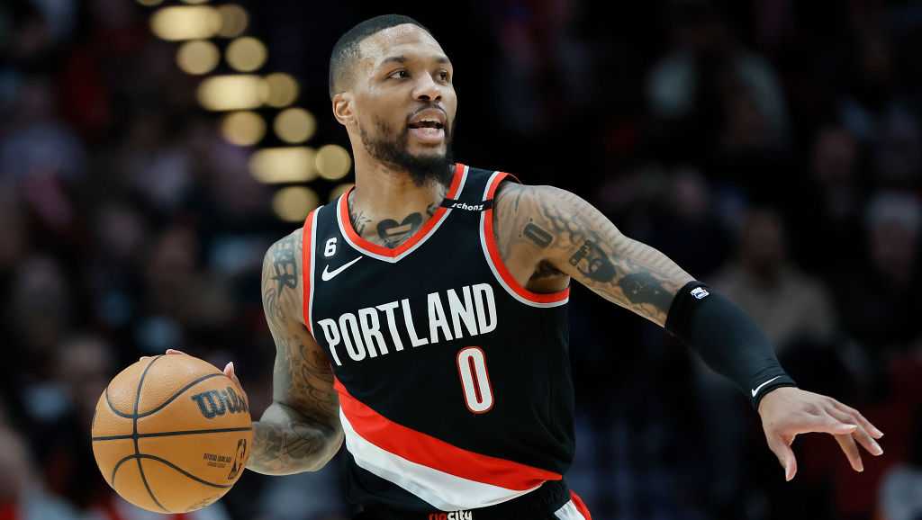 Lillard reportedly finalizing deal to reunite with Trail Blazers