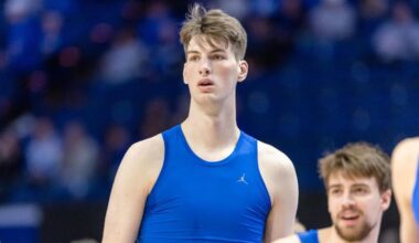 Olivier Rioux, Florida basketball's 7-foot-9 center, works out for Gators football team