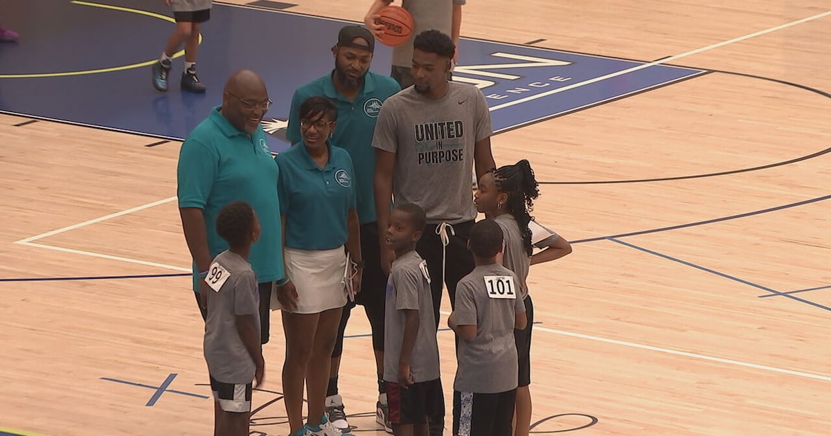 Through foundation, Hornets’ Brandon Miller hosts 1st Charlotte youth camp – WSOC TV