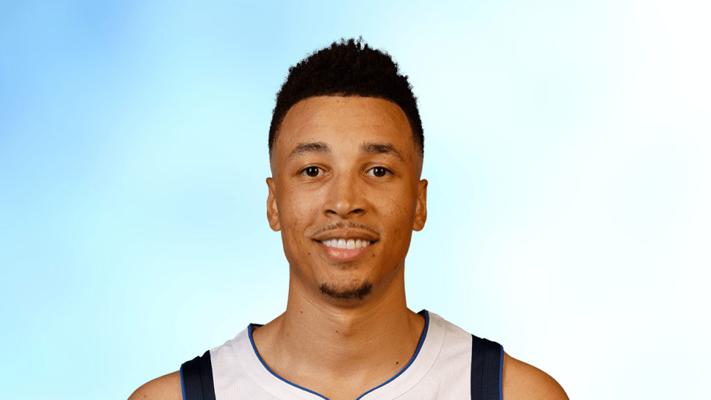 Dante Exum re-signs with Dallas - HoopsHype