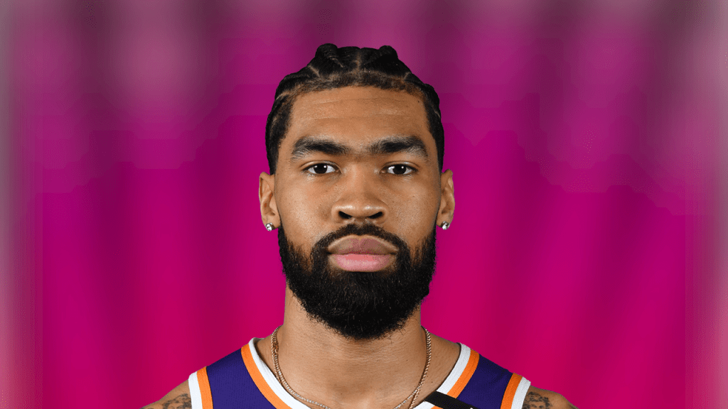 Knicks, Pacers, Lakers expressed trade interest in Nick Richards - HoopsHype