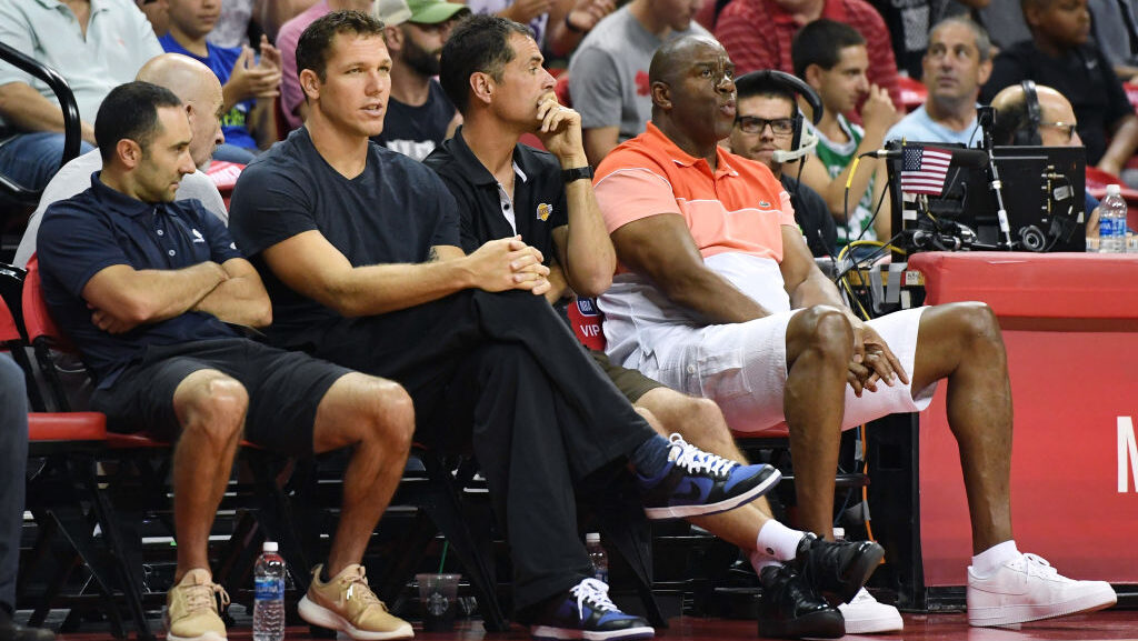 Assistant coach Jesse Mermuys and head coach Luke Walton of the Los Angeles Lakers, Lakers general ...