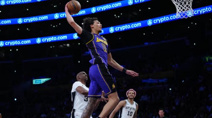 Jaxson Hayes re-signs with Lakers on one-year deal - Basketball